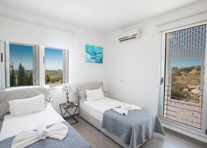 Chloe Luxury فيلة *