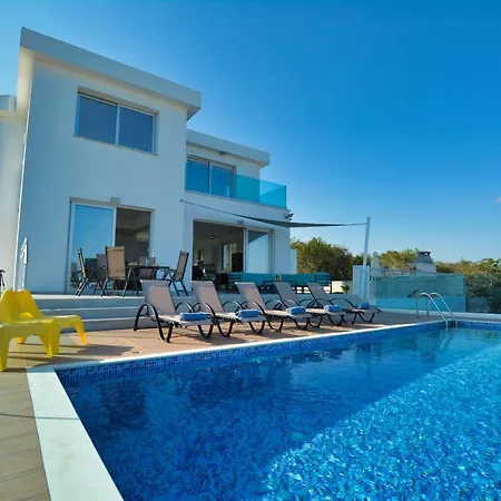 Chloe Luxury Villa Protaras