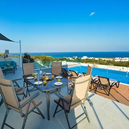 Chloe Luxury * Protaras