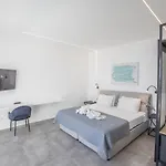 Chloe Luxury Villa