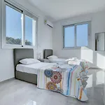 Villa Chloe Luxury *