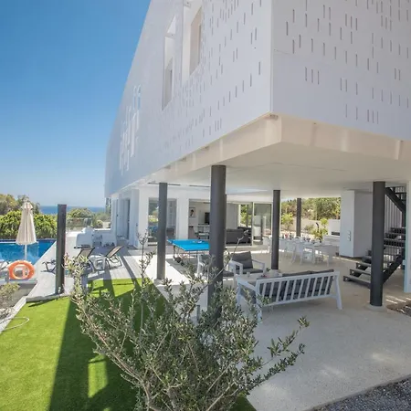 Villa Chloe Luxury *