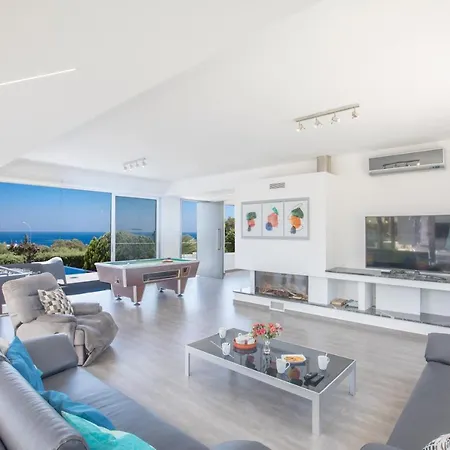 Villa Chloe Luxury