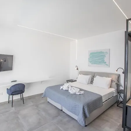 Chloe Luxury Villa