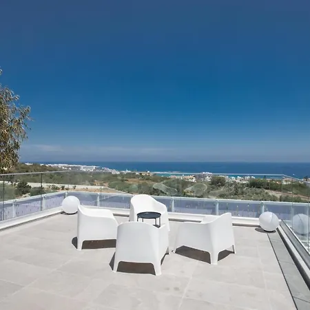 Chloe Luxury Villa