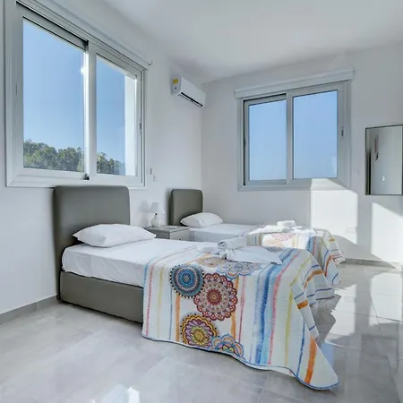 Villa Chloe Luxury *