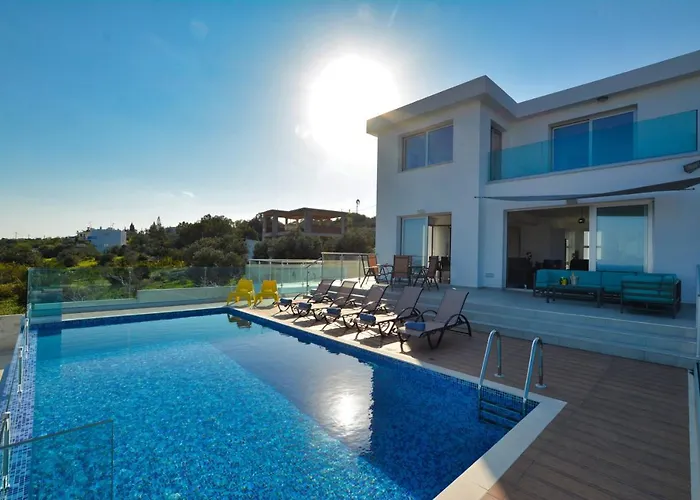 Chloe Luxury Vila Protaras