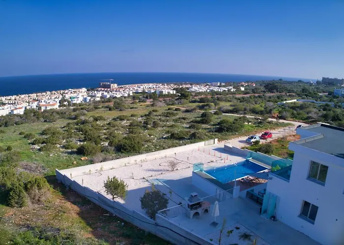 Chloe Luxury Protaras